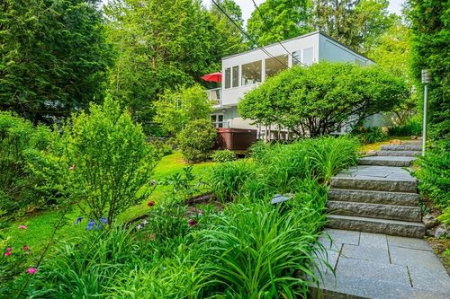 5 Moon Hill Rd, Lexington, MA, 02421-6112 | Card Image
