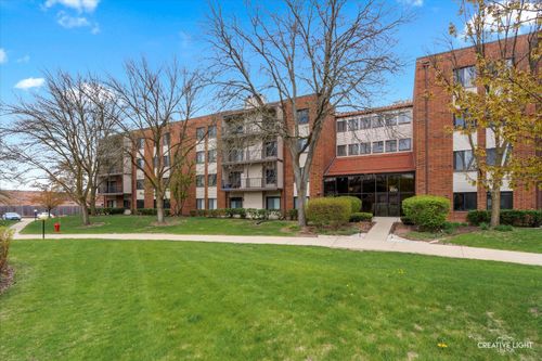 apt-304-3050 Pheasant Creek Dr, Northbrook, IL, 60062-3367 | Card Image