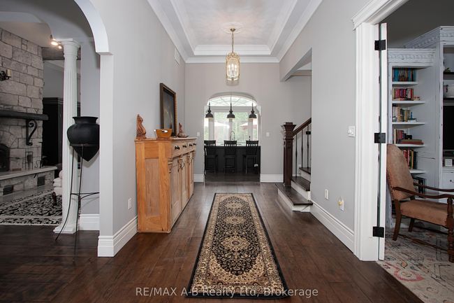 12096 Gale Rd, House other with 5 bedrooms, 4 bathrooms and 10 parking in Middlesex Centre ON | Image 4