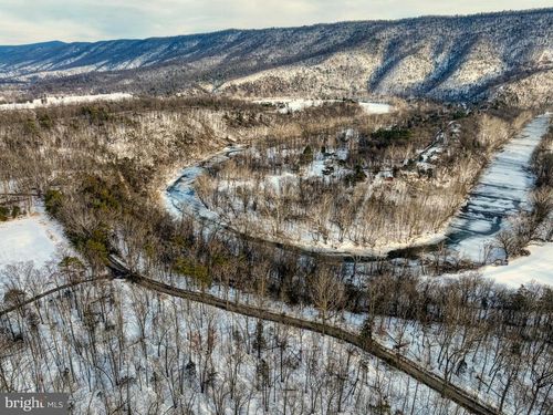 Beside 362 Riverview Drive, MAURERTOWN, VA, 22644 | Card Image