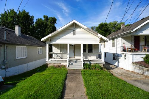 1120 E Dunklin St, JEFFERSON CITY, MO, 65101-4165 | Card Image