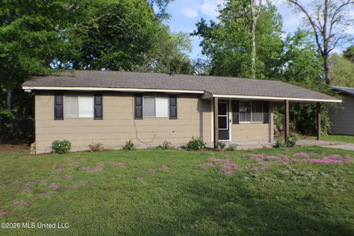 669 Ralde Cir, Ridgeland, MS, 39157-3922 | Card Image