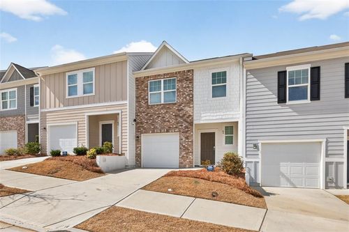 64 Thetford Way, Winder, GA, 30680-4553 | Card Image