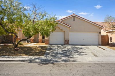 8871 Aurora Light Way, House other with 3 bedrooms, 2 bathrooms and null parking in Las Vegas NV | Image 1