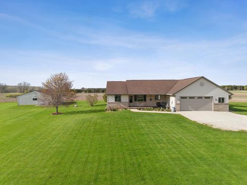 W2150 Crosstown Road, BRILLION, WI, 54129 | Card Image