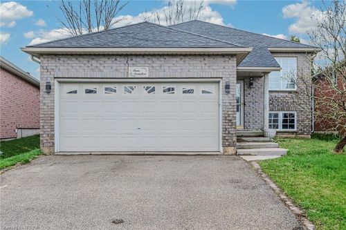 4 Dowden Ave, Brantford, ON, N3T6N5 | Card Image