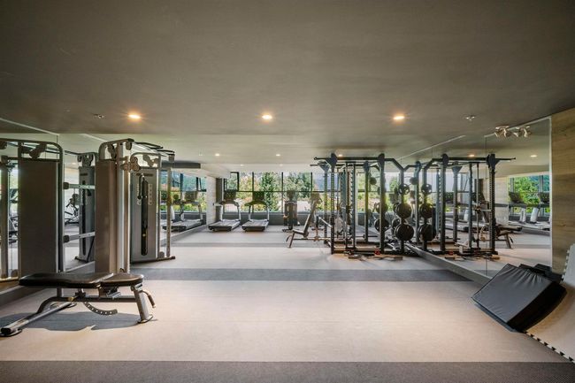 Gym with recessed lighting | Image 27
