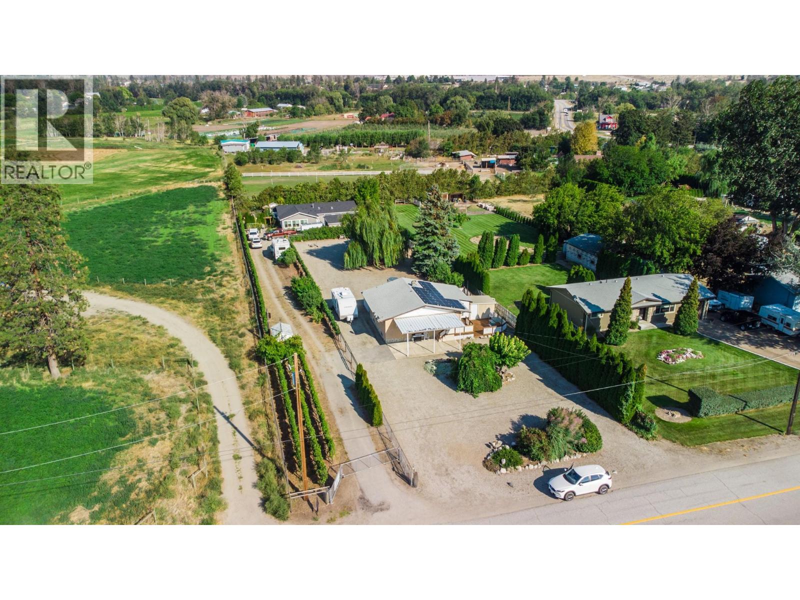 Residential in Oliver 3