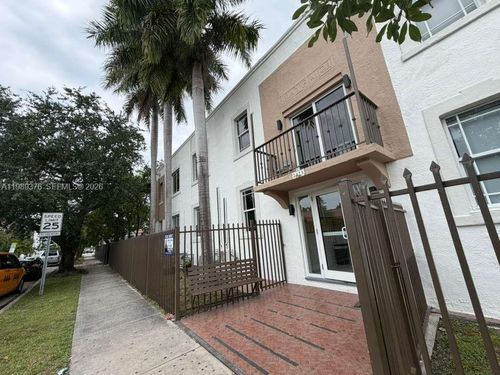 10-2425 Sw 6th St, Miami, FL, 33135-2964 | Card Image