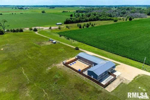 1811 245th St, Calamus, IA, 52729-9002 | Card Image