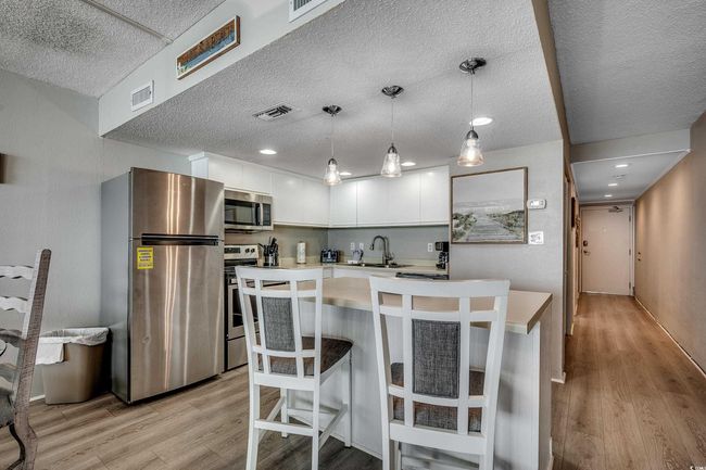 UNIT-806 - 1012 N Waccamaw Dr, Condo with 1 bedrooms, 2 bathrooms and null parking in Murrells Inlet SC | Image 6