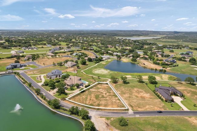 1808 Ballinger Dr, House other with 3 bedrooms, 3 bathrooms and null parking in Spicewood TX | Image 9