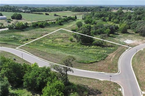 17190 Galloway Dr, Stilwell, KS, 66085 | Card Image