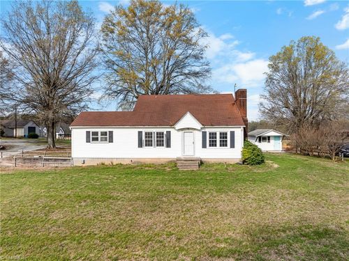 244 Dortmund Drive, Clemmons, NC, 27012 | Card Image