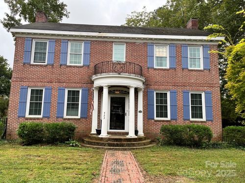 423 E Main St, Conway, NC, 27820-9327 | Card Image