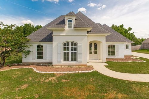 11181 Copper Hill Dr, Hammond, LA, 70403-8613 | Card Image