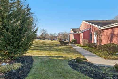 908 Drew Ln, Saint James, NY, 11780-3310 | Card Image