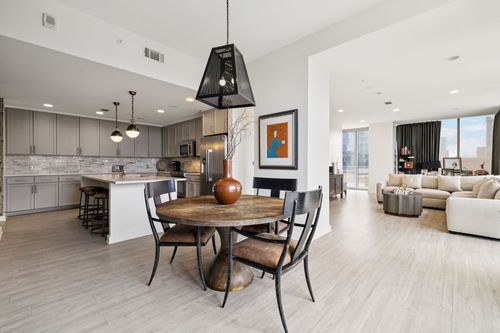 apt-302-1212 Laurel St, Nashville, TN, 37203-4434 | Card Image