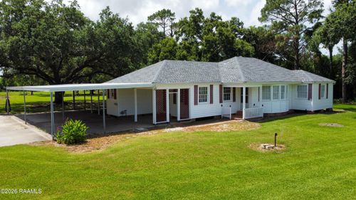 31-7158 Main Hwy, Saint Martinville, LA, 70582-7800 | Card Image