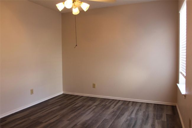 2512 Glenmore Dr, House other with 3 bedrooms, 2 bathrooms and null parking in Mesquite TX | Image 6