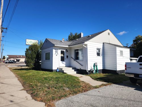 1616 S Getty St, Muskegon, MI, 49442-5817 | Card Image