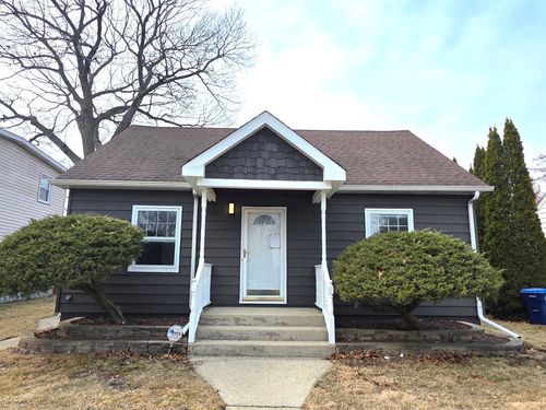 1738 Seymour Ave, North Chicago, IL, 60064-2055 | Card Image