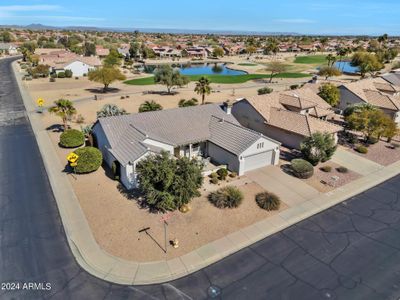 16254 W Tuscany Way, House other with 3 bedrooms, 2 bathrooms and null parking in Surprise AZ | Image 3