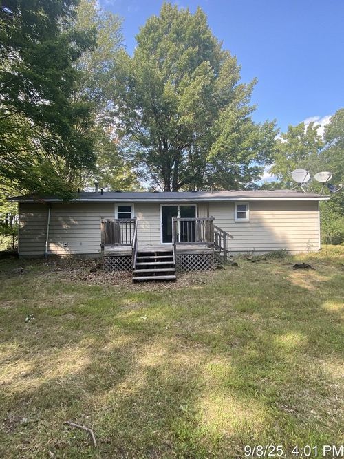 3284 Swinson Rd, Rhodes, MI, 48652-9524 | Card Image