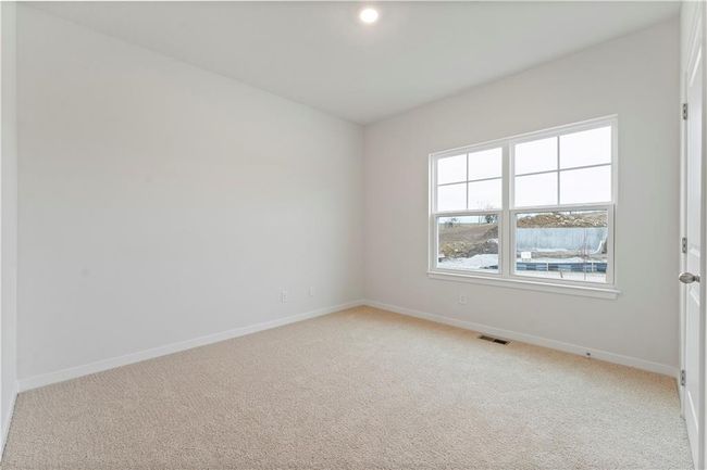 2204 Creek View Ln, House other with 4 bedrooms, 3 bathrooms and null parking in Raymore MO | Image 16