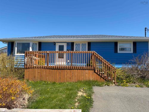 100 Oceanview Crescent, Dominion, NS, B1G1R6 | Card Image