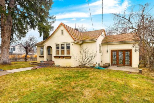 2305 S Gekeler Ln, Boise, ID, 83706-4929 | Card Image