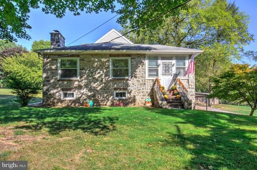 483 Angora Rd, READING, PA, 19606-9618 | Card Image