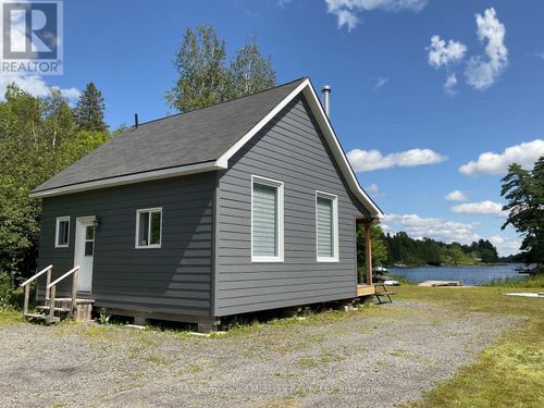 590 Clear Lake Road, Parry Sound Remote Area (Arnstein), ON, P0H1A0 | Card Image