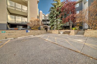 312 - 20 Sierra Morena Mews Sw, Condo with 2 bedrooms, 2 bathrooms and 1 parking in Calgary AB | Image 2