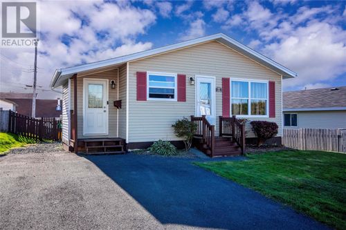 11 Wyatt Blvd, Mount Pearl, NL, A1N3K9 | Card Image