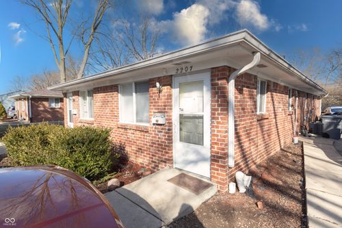 2207 Bolton Ave, Indianapolis, IN, 46218-4128 | Card Image
