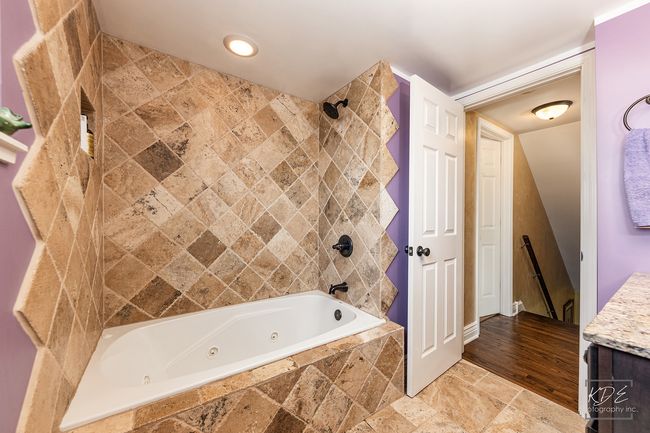 9236 Pembroke Ln, House other with 4 bedrooms, 3 bathrooms and 2 parking in Bridgeview IL | Image 19