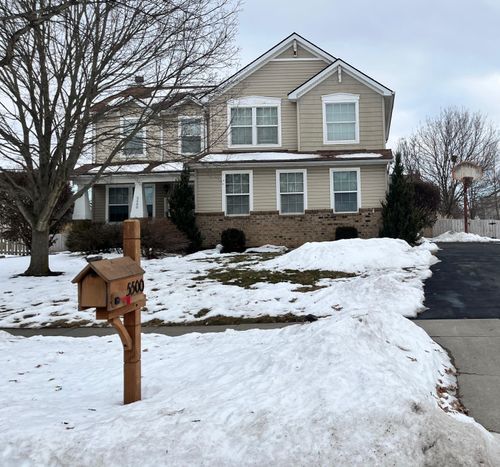 5500 Demorest Dr, Grove City, OH, 43123-8250 | Card Image