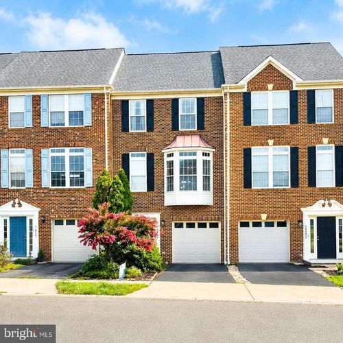 15054 Danehurst Cir, GAINESVILLE, VA, 20155-4443 | Card Image