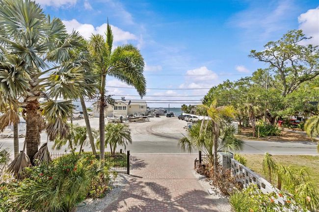 273 Shore Dr, House other with 4 bedrooms, 5 bathrooms and null parking in PALM HARBOR FL | Image 32