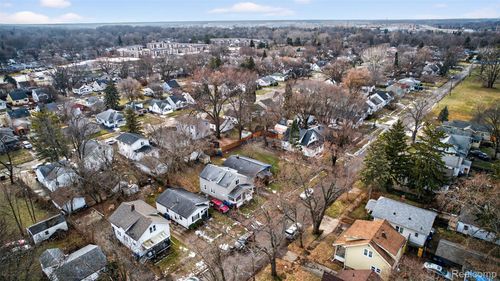 1413 Lincoln Ave, Flint, MI, 48507-1524 | Card Image