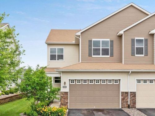 9500 Declaration Dr, Chanhassen, MN, 55317-4815 | Card Image
