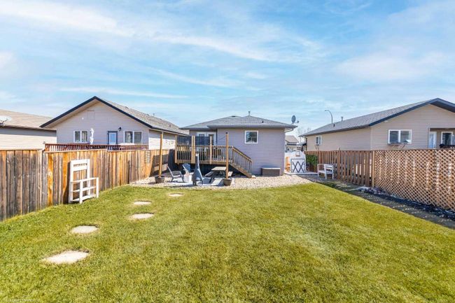 2012 46 Avenue, Home with 4 bedrooms, 2 bathrooms and 2 parking in Lloydminster SK | Image 30