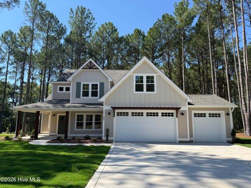 609 Gregory St, Carthage, NC, 28327-2520 | Card Image