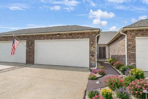 5348 Courtyard Dr, Gonzales, LA, 70737-8560 | Card Image