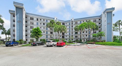 206-4640 Lucerne Lakes Blvd, Lake Worth, FL, 33467 | Card Image
