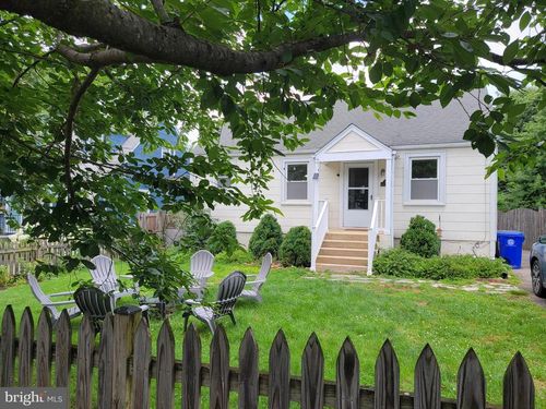 3809 13th St S, ARLINGTON, VA, 22204-4227 | Card Image