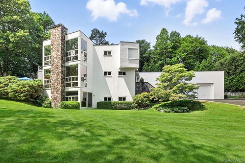 91 Chestnut Hill Ln, Briarcliff Manor, NY, 10510-2637 | Card Image