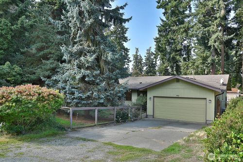 5922 Mountain View Ln, Freeland, WA, 98249-9725 | Card Image