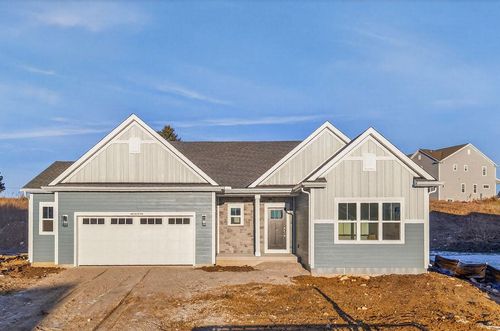 N67W25396 Vail Lane, Sussex, WI, 53089 | Card Image